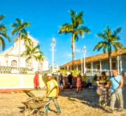 21 Trinidad-de-Cuba-Square - Elaine Seaver