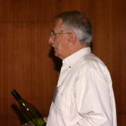 Bar man in action - ... ...