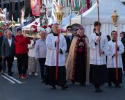 Ferragosto Parade - Margaret Frankish