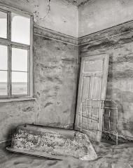 Kolmanskop_bathtime - Lucinda Loane