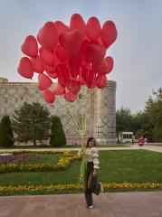 Uzbek balloon seller - Bruce Wilson